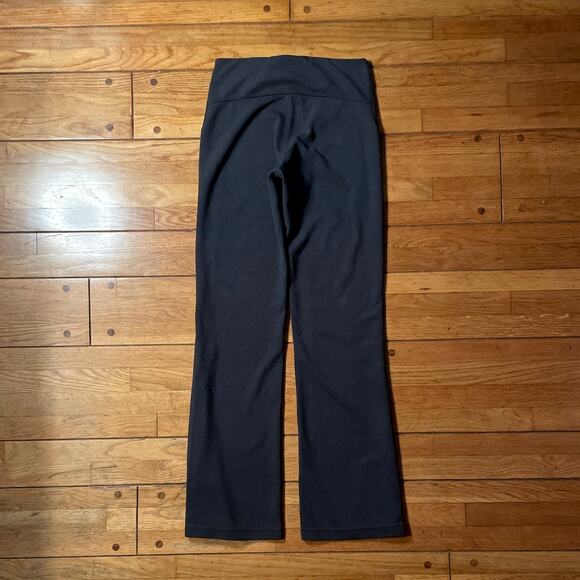 Lululemon Brushed Softstreme Ribbed Zip Flared Pant 32.5". $148 - Picture 4 of 16